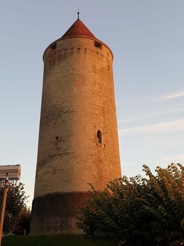 La tour boyard faisant partie du château et remparts de Romont. Tour à Boyer. Vitroparcours - Tour des Remparts de Romont