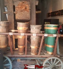 🍔 Musée de la Vigne du Vin et de l’Étiquette – Aigle