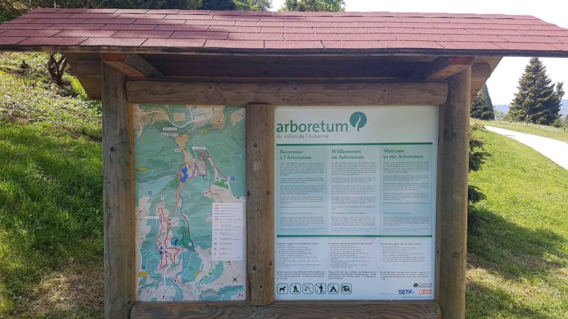 panneau d'information à l'Arboretum d'Aubonne