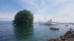 L'île de la Harpe située à coté du château de Rolle - histoire de la suisse romande
