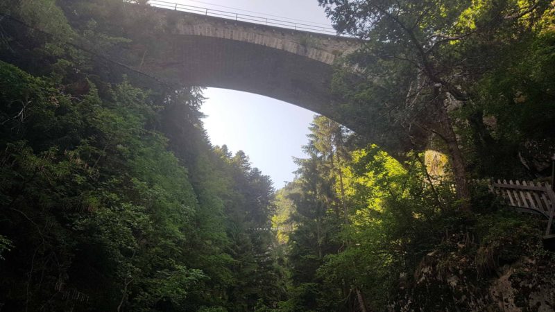 pont ferroviare au dessus des gorges du Triège