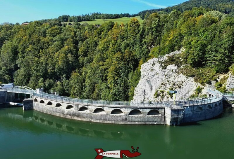 Les photos aériennes du barrage de Montsalvens.