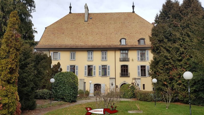 Le château de Vevey qui héberge le musée de la confrérie des vignerons