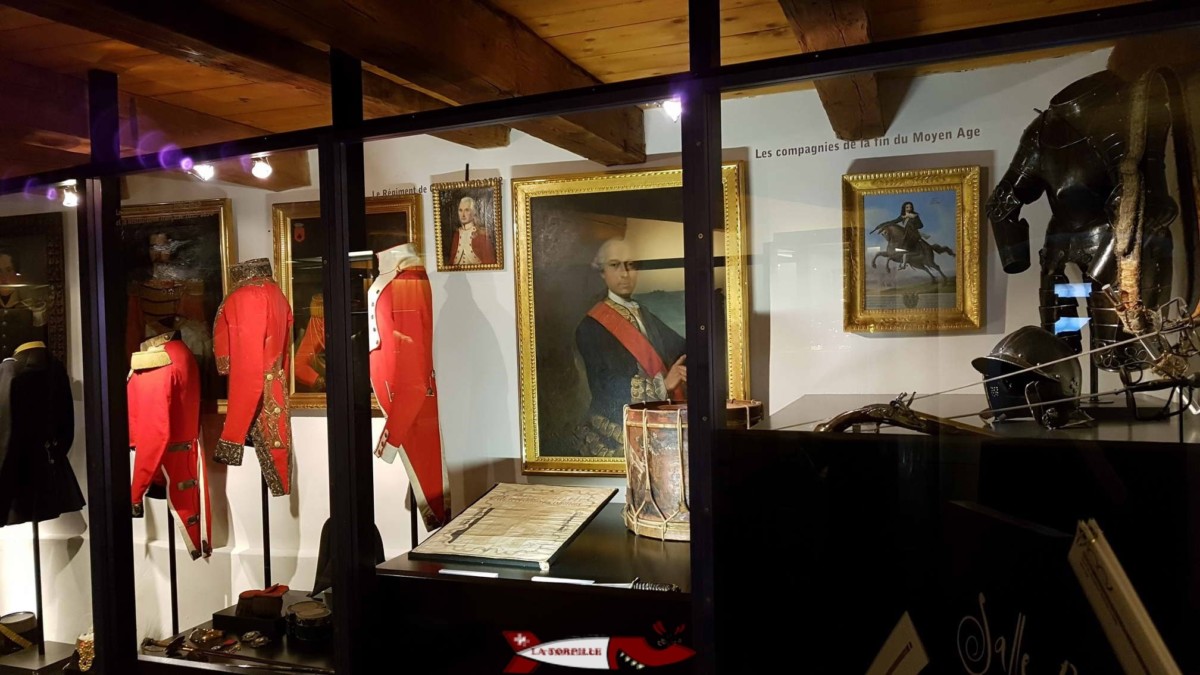 Le Musée d'histoire du Valais dans l'enceinte de Valère. Il fournit beaucoup d'informations sur l'histoire du canton à l'aide de nombreux objets.