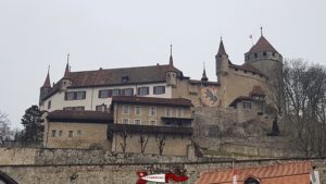 le château de Lucens