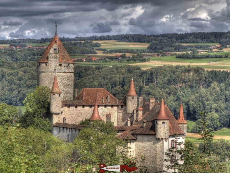 Le château de Lucens. Source: Wikimedi Commons Mbarbey49