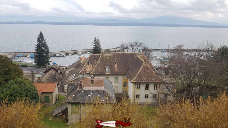 The view from above the museum with the Nyon marina and the French Alps with Mont-Blanc.