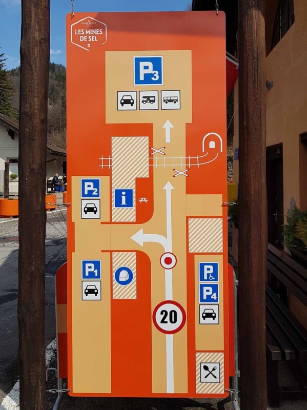 Les plans des trois parkings des mines de sel de bex