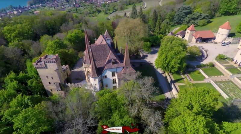 vue de drone du château de gorgier