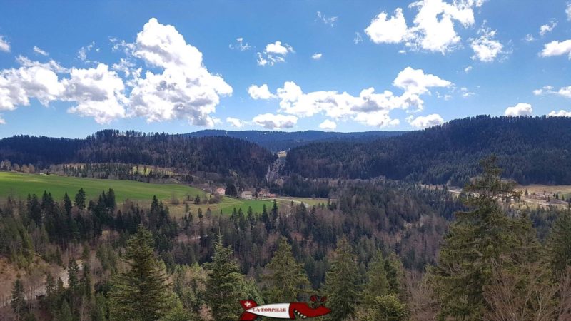 Vue sur le col des roches depuis la tour jurgensen