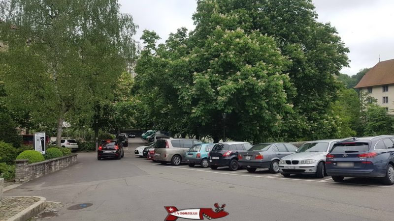 le parking de Saint-Jean pour prendre le funiculaire de Fribourg