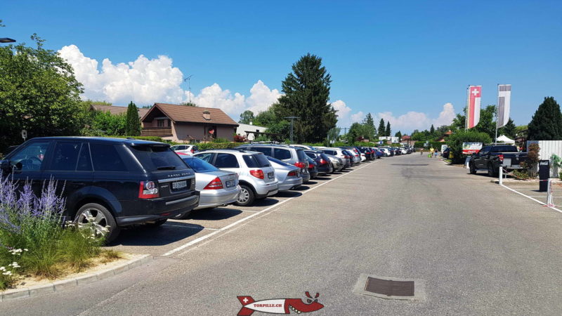 Parking du village lacustre de Gletterens