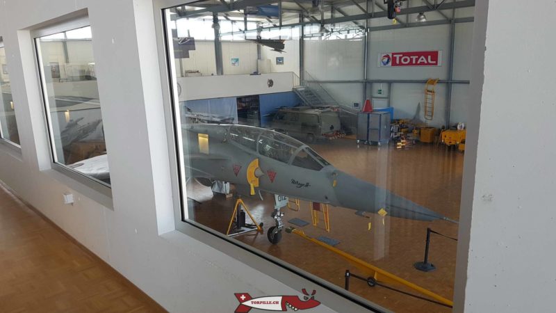 Mirage III destiné au vols de plaisance au Musée de l’Aviation Militaire de Payerne Clin D'Ailes