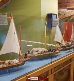 🏠🚌 Musée des Traditions et des Barques du Léman