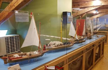 🏠🚌 Musée des Traditions et des Barques du Léman