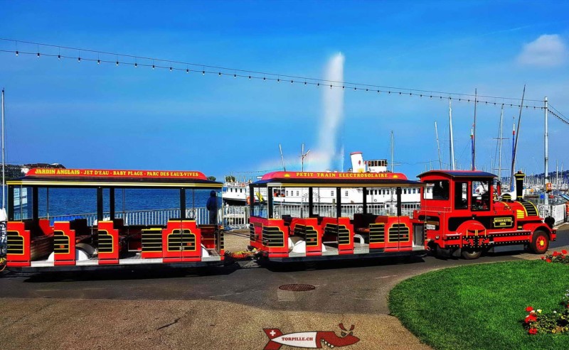 La locomotive électrique du petit train de Genève.