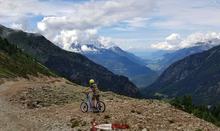 🛴 Trottinettes à Champex-Lac