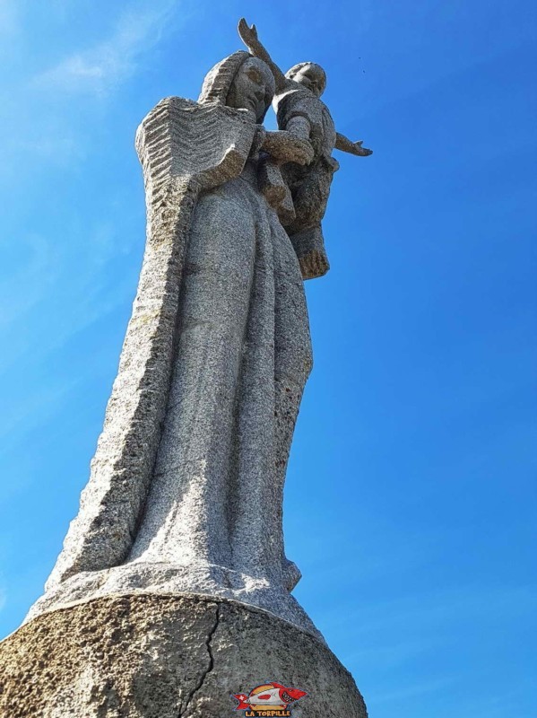 La statue de Notre-Dame de Mont d'Orge.