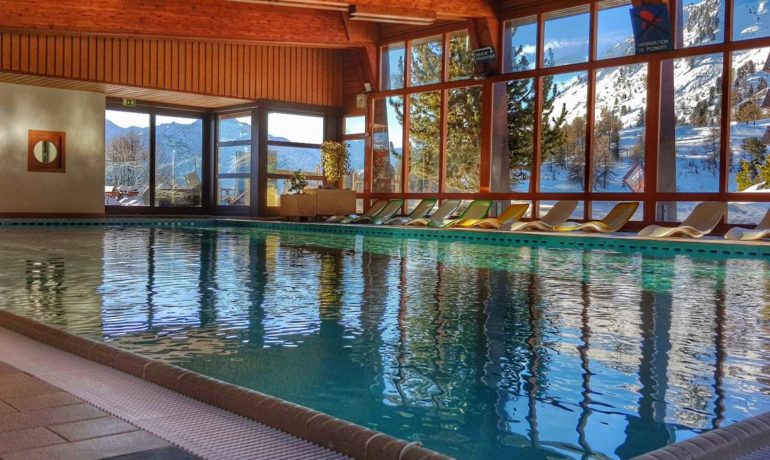 🏊 Piscine Couverte de Thyon
