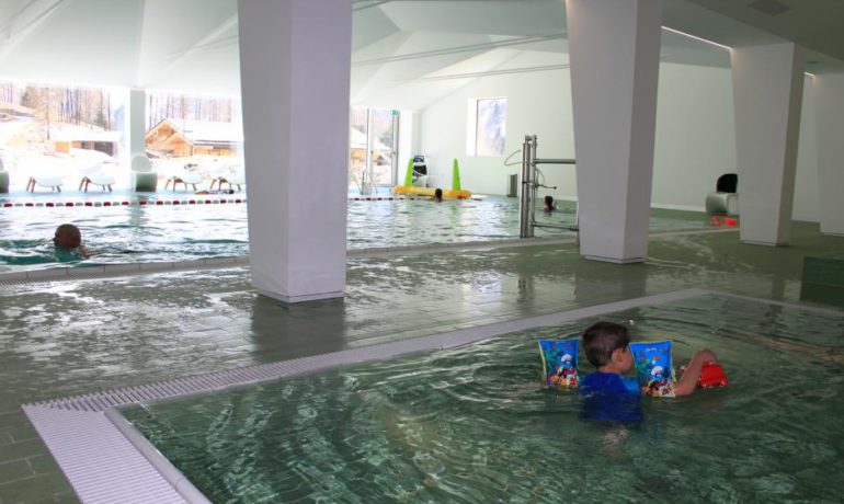 🏊 Piscine Couverte de Zinal