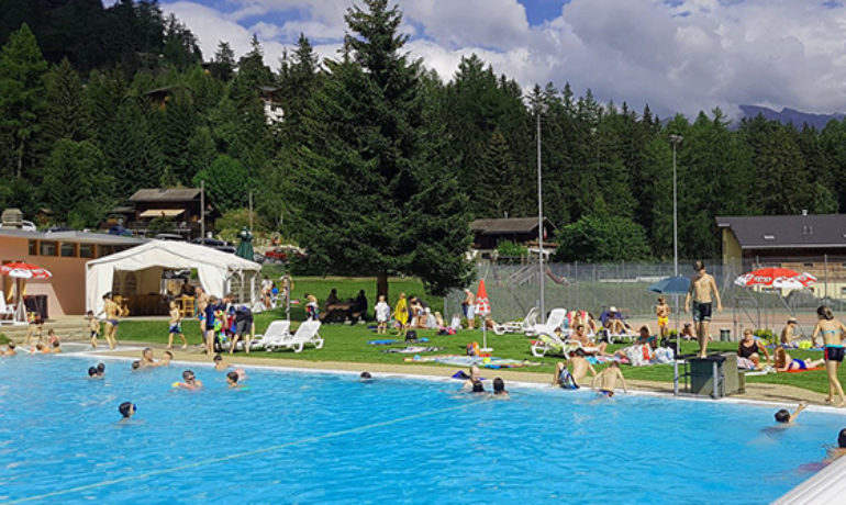 🏊 Piscine Extérieure de Champex-Lac