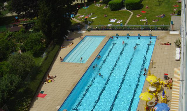 🏊 Piscine Extérieure des Ailes – Cointrin