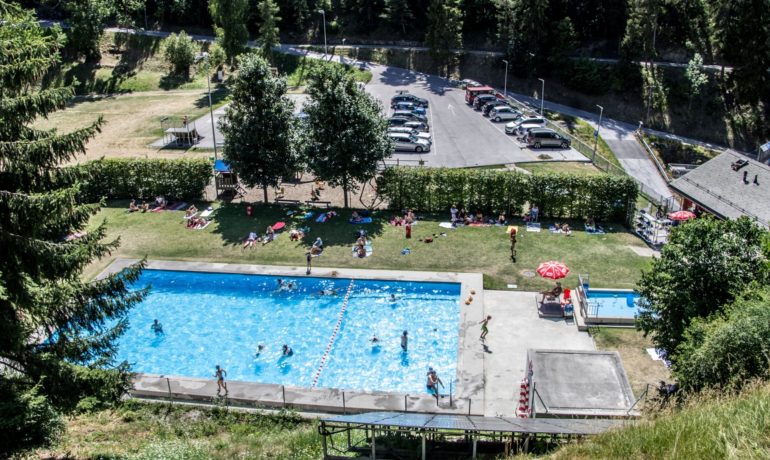 🏊 Piscine Extérieure de Vissoie