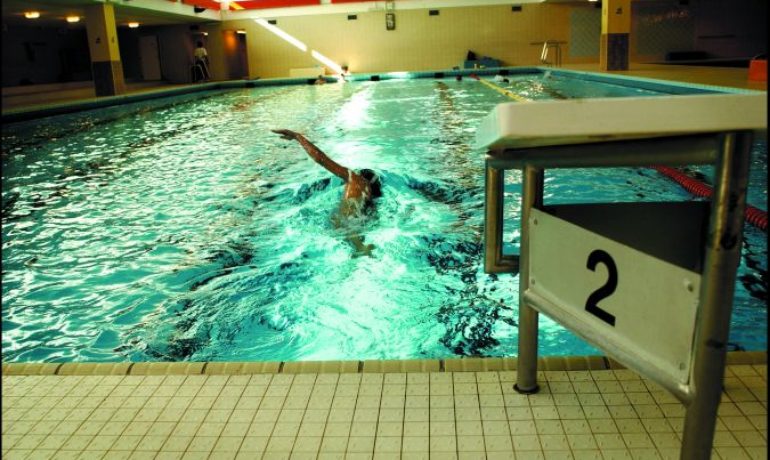 🏊 Piscine Intérieure et Extérieure d’Onex