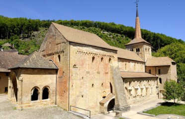 ⛪ Ancienne Abbaye et Abbatiale de Romainmôtier