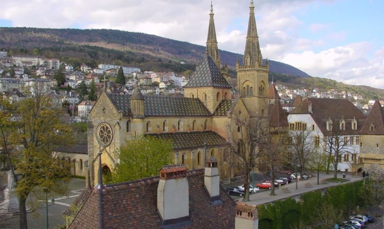 ⛪ Eglise Collégiale de Neuchâtel