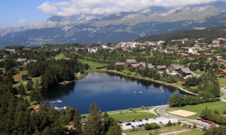 🚤 Etang de la Moubra – Crans-Montana