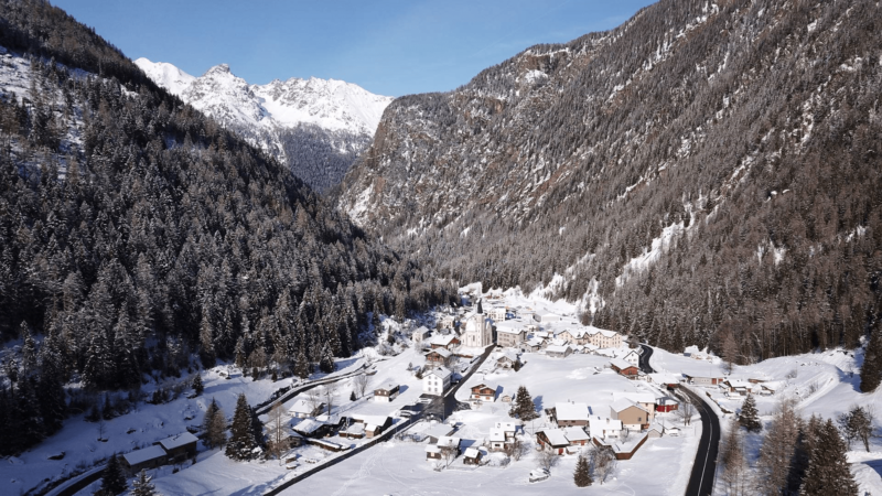 Une vue sur le village de Trient.