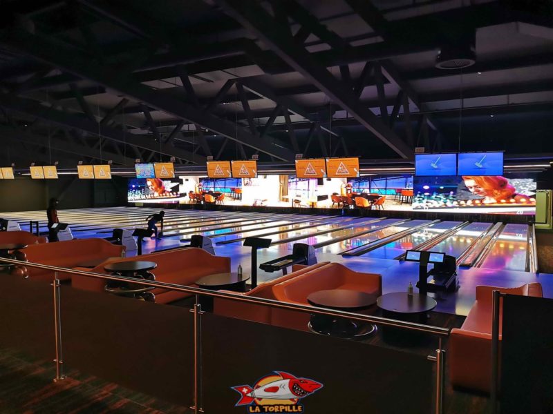 Le bowling de Fun Planet au 1er étage.