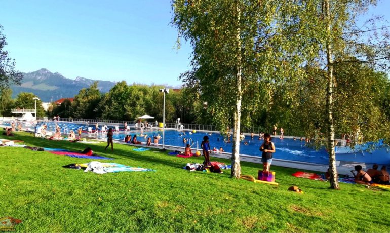 🏊 Piscine Extérieure de Bulle