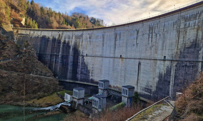 🏗️🏭🚤 Barrage de Rossens et Lac de la Gruyère