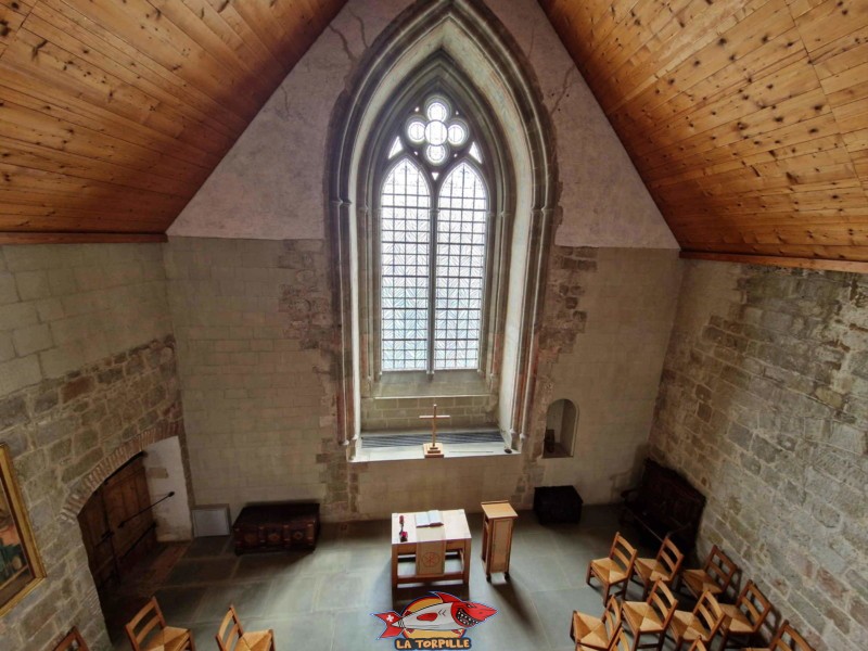 Une vue d'ensemble de la chapelle.