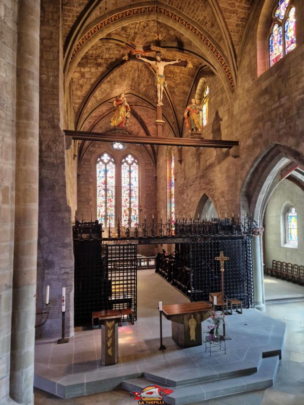 nef de la collégiale de Romont en direction du choeur