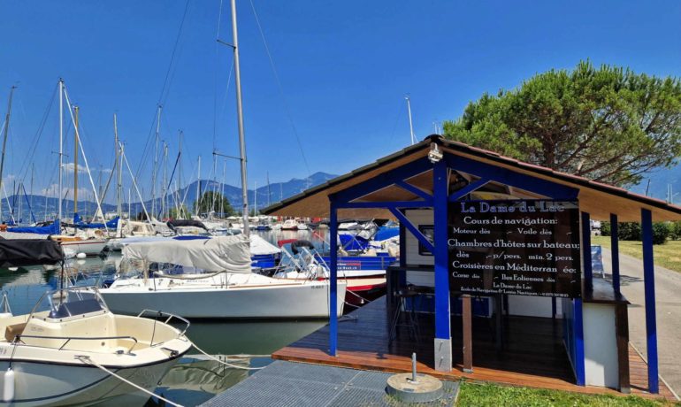 🌊 La Dame du Lac – Le Bouveret