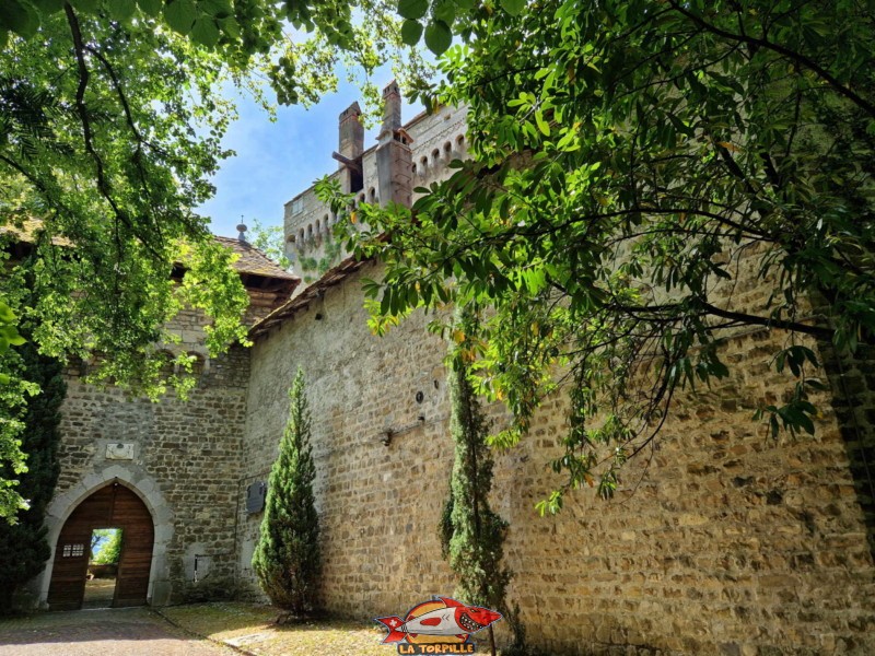 entrée, château du châtelard, montreux