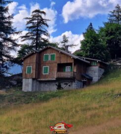 ⚔️ Exposition Militaire au Col de la Forclaz – Trient