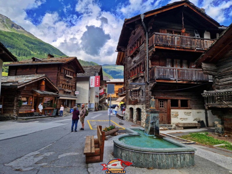 Le très beau village d'Evolène. 