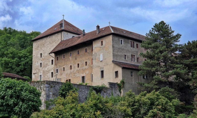 ⛪🏰 Monastère de Collombey | Château d’Arbignon