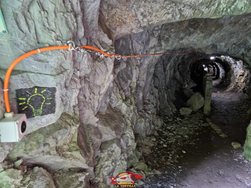 Tunnel, gorges de la vièze, monthey