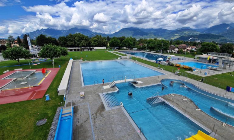 🏊 Piscine Extérieure de Monthey