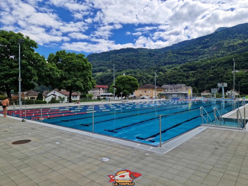 bassin nageur, piscine de monthey, Bas-Valais