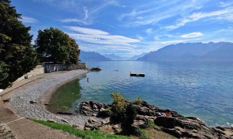 🏖️ Plage de la Grotte – Corseaux