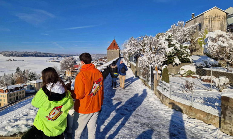 🏰 Vitroparcours – Tour des Remparts de Romont
