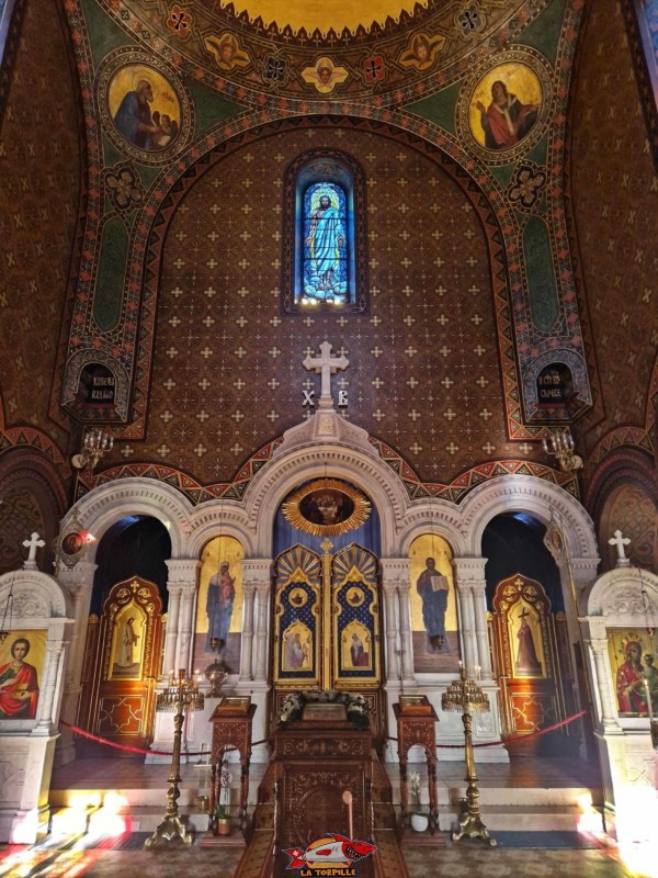 Iconostase, intérieur, Eglise orthodoxe russe de Genève.