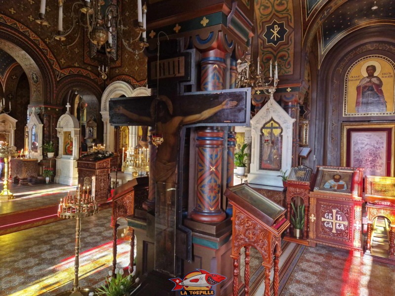 Bas-côtés, intérieur, Eglise orthodoxe russe de Genève.