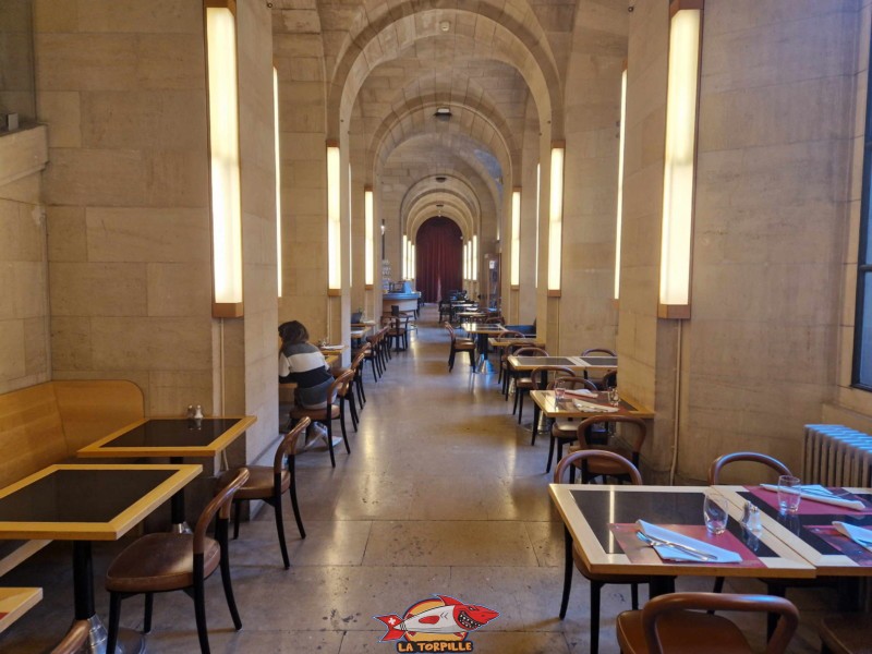 Cafétéria, cour, 1e sous-sol, musée d'art et d'histoire, mah, genève